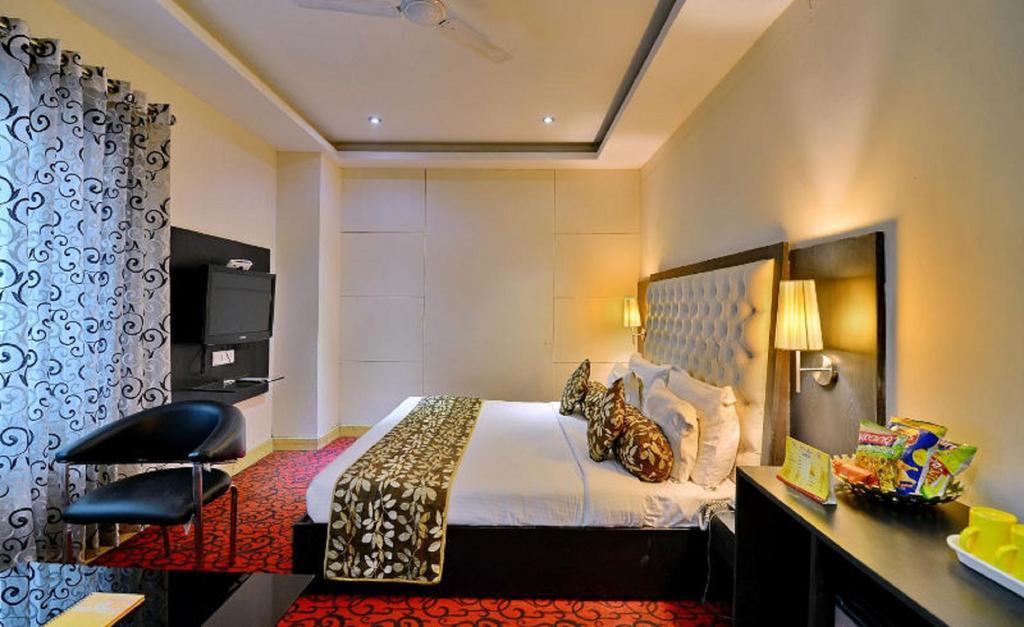 โฮเต็ล โคฮินัวร์ พาเลซ Hotel ลูดิฮานา ภายนอก รูปภาพ